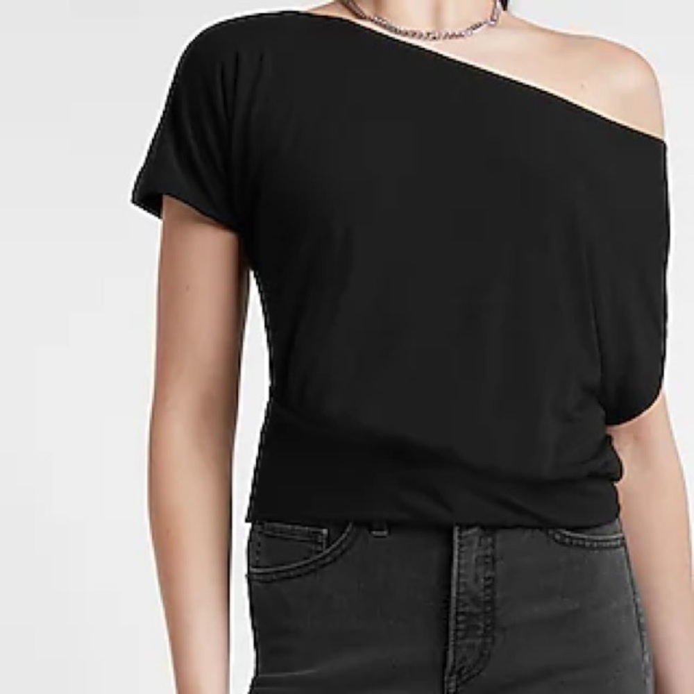 NWT Express Black Relaxed Off The Shoulder Tee Blouse Size Small